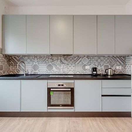 Easylife - Cozy & Comfy Apt In Design District Milán Exterior foto
